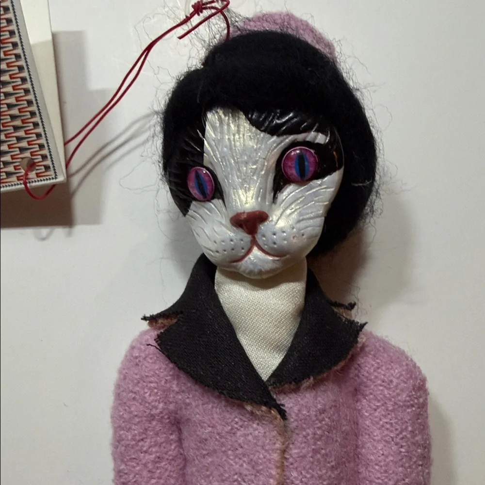 Kate Kinsel Handmade Cat Figure Ornament Jackie‎ O